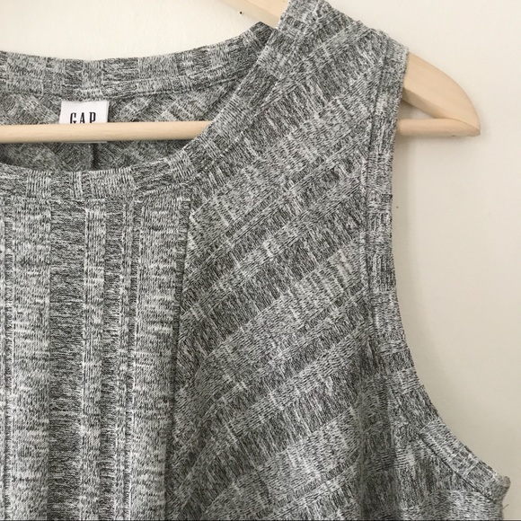 GAP Softspun Light Grey Marle Sleeveless Top Large - Picture 3 of 7